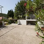 Holiday Home *