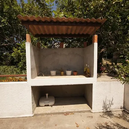 Holiday Home בית נופש