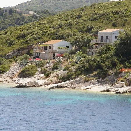 Holiday Home * Vis