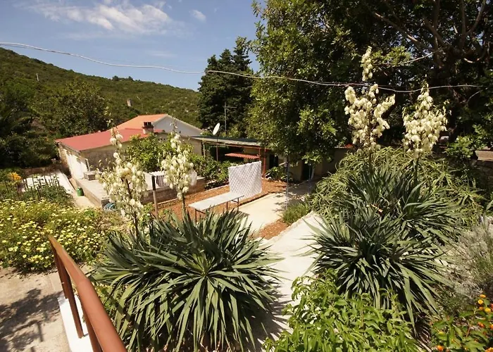 Holiday Home * Vis